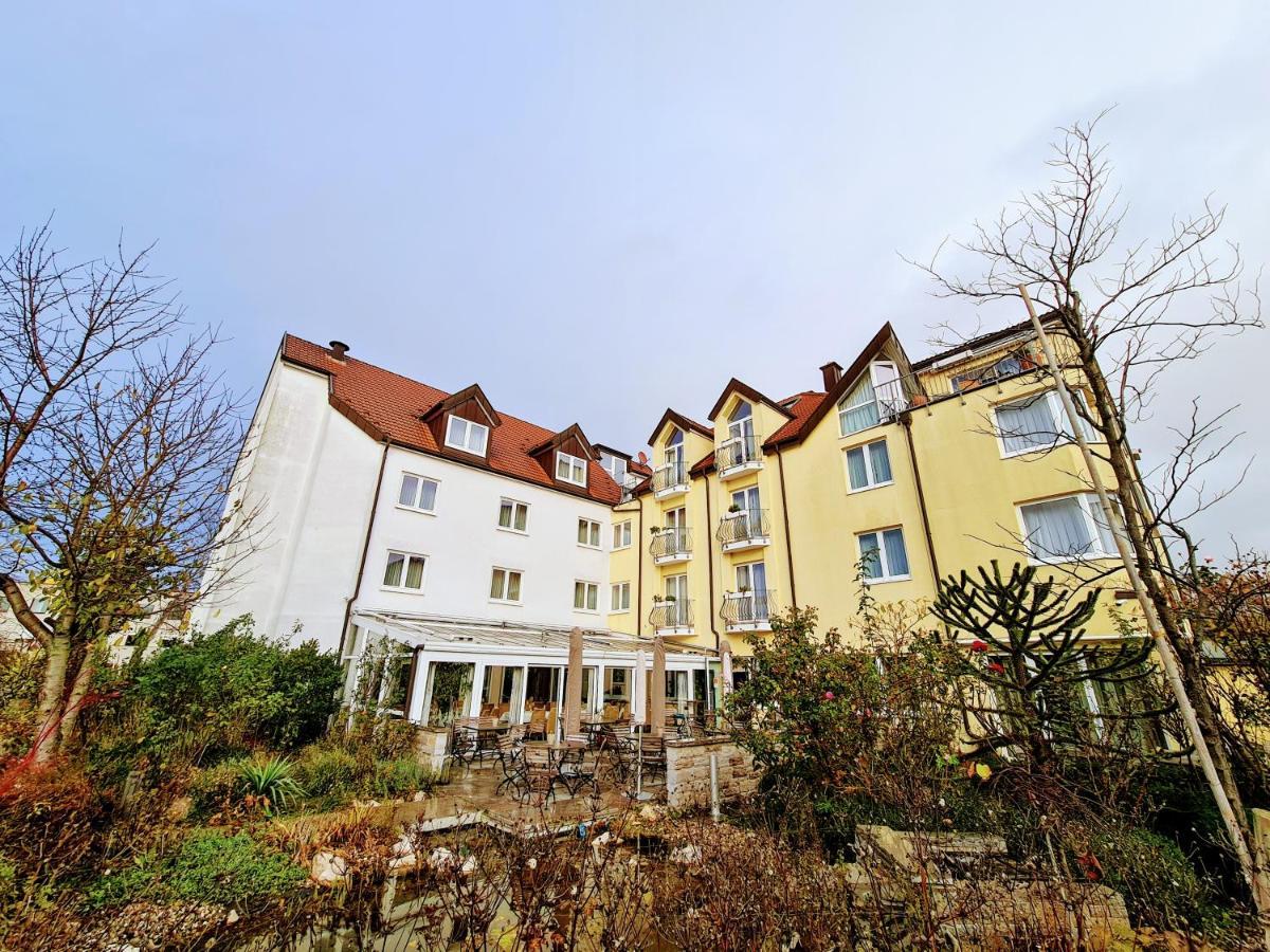 Hotel Restaurant Felix Bensheim Extérieur photo