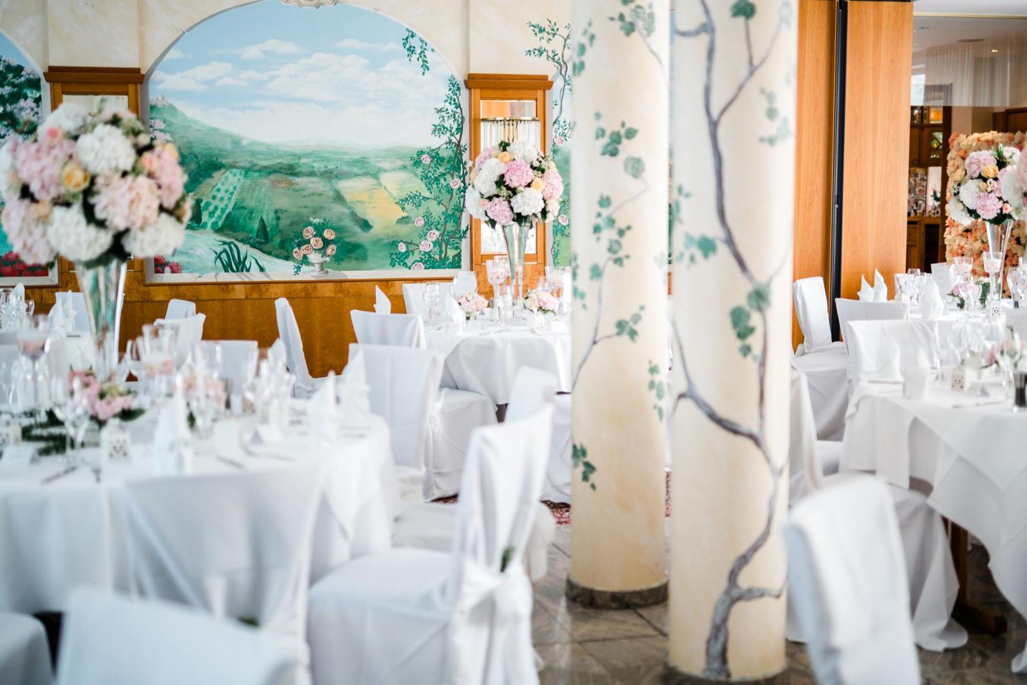 Hotel Restaurant Felix Bensheim Extérieur photo